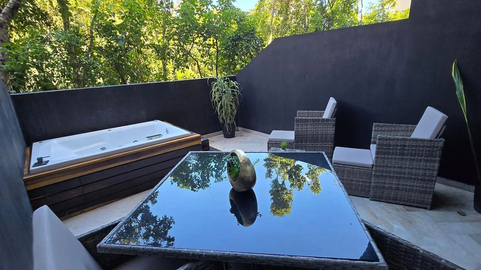 Apartment With Private Jacuzzi And Beach Club Tulum